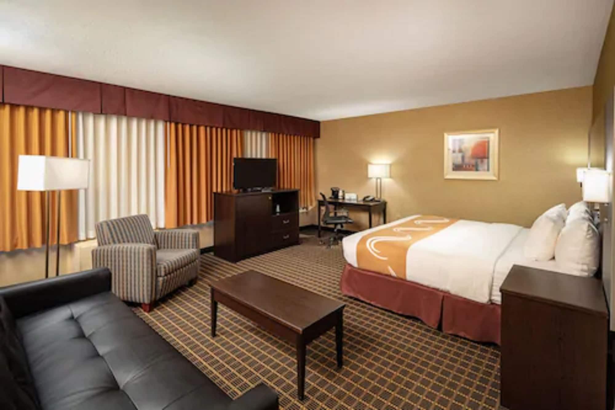 Quality Inn & Suites Downtown Windsor Exteriör bild